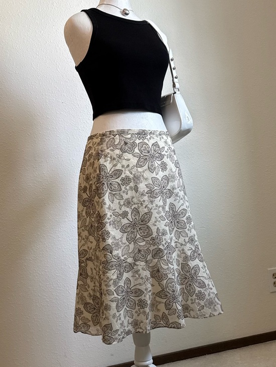 Ann Taylor Dresses & Skirts - Y2K Ann Taylor Floral Midi Skirt Vintage Coquette Feminine Boho Chic 90s